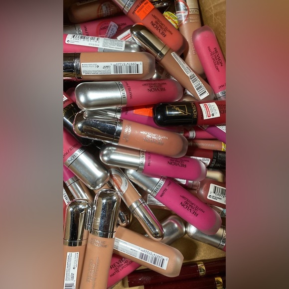 Make up Revlon & Maybelline💘💄 - Picture 5 of 14